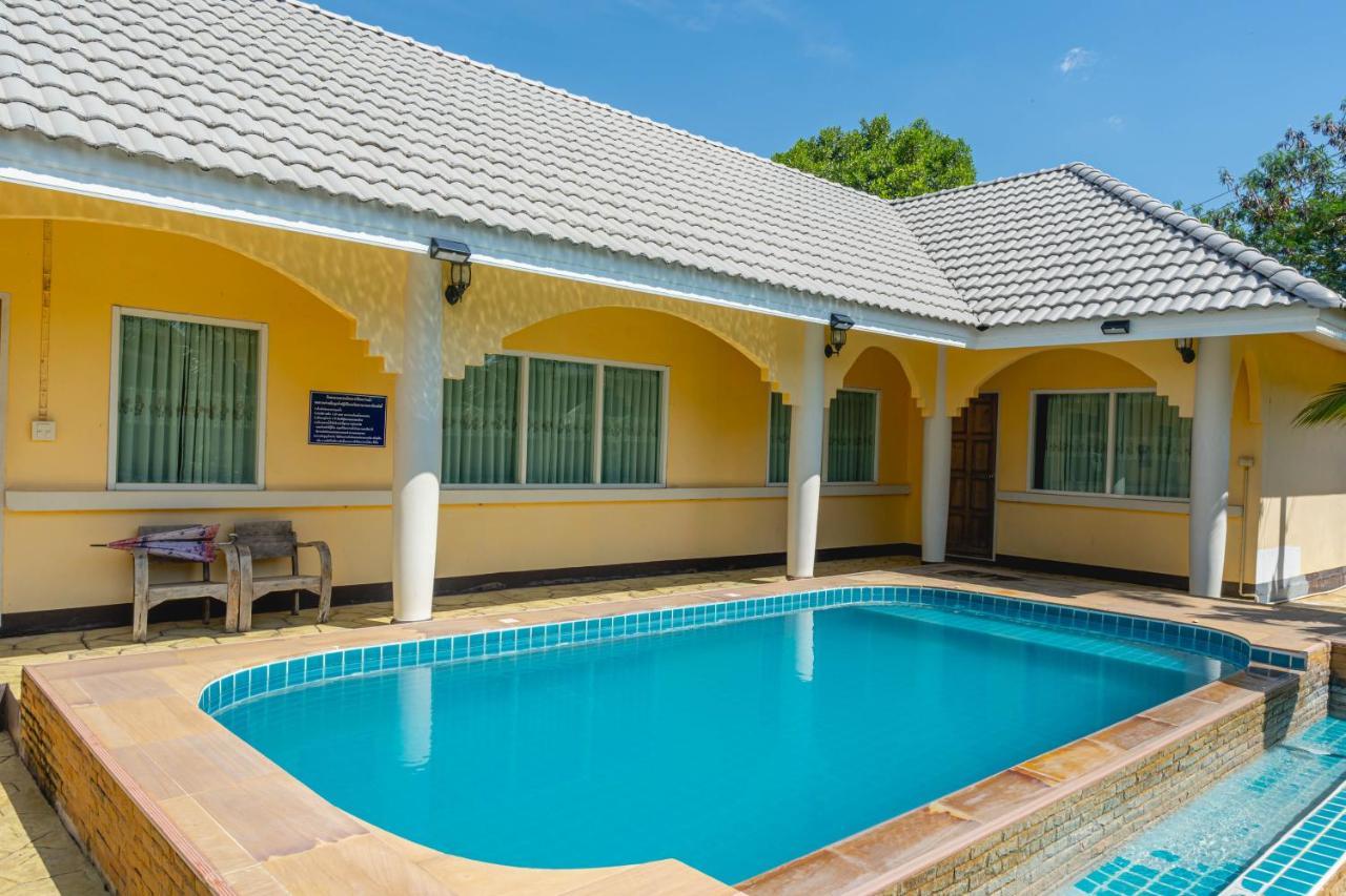 Apinya Resort Bangsarey Ban Tao Than Exterior photo