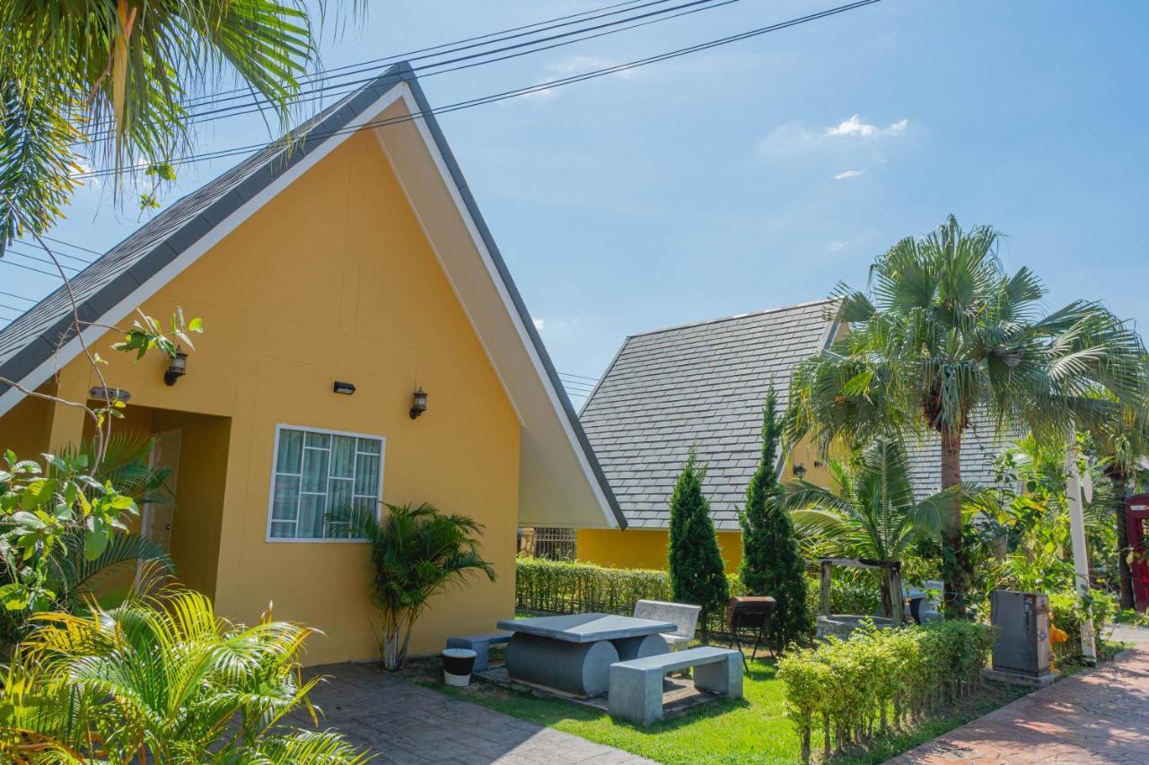 Apinya Resort Bangsarey Ban Tao Than Exterior photo